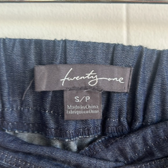 Forever 21 Strapless Dress Womens Small Denim & Navy Blue Striped with Pockets! - Picture 9 of 10